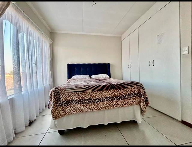 3 BEDROOM APARTMENT FOR SALE IN EDLEEN